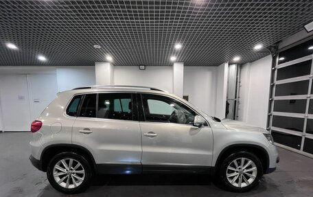 Volkswagen Tiguan I, 2012 год, 1 271 000 рублей, 2 фотография