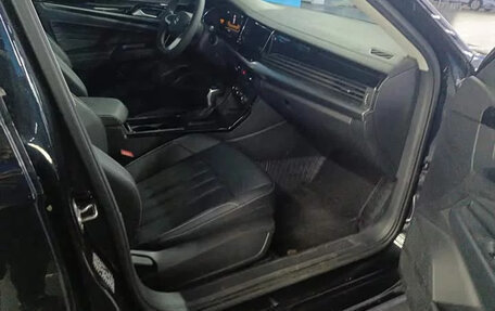 Volkswagen Passat, 2025 год, 1 900 000 рублей, 8 фотография