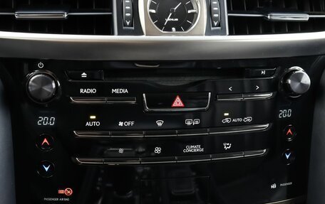 Lexus LX III, 2017 год, 6 350 000 рублей, 15 фотография