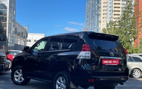 Toyota Land Cruiser Prado 150 рестайлинг 2, 2010 год, 2 549 000 рублей, 4 фотография