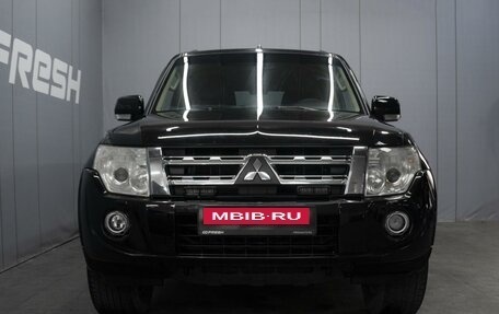 Mitsubishi Pajero IV, 2013 год, 2 060 000 рублей, 3 фотография