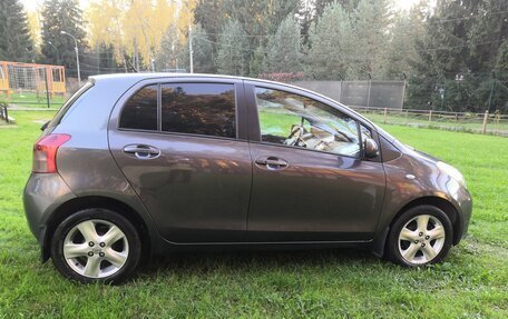 Toyota Yaris III рестайлинг, 2008 год, 650 000 рублей, 4 фотография