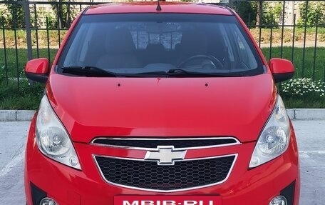 Chevrolet Spark III, 2013 год, 569 000 рублей, 2 фотография