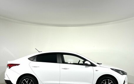 Hyundai Solaris II рестайлинг, 2021 год, 1 600 000 рублей, 5 фотография
