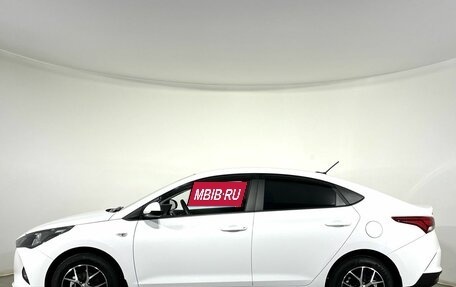 Hyundai Solaris II рестайлинг, 2021 год, 1 600 000 рублей, 2 фотография