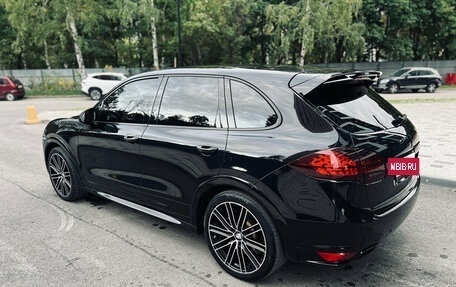 Porsche Cayenne III, 2011 год, 2 090 000 рублей, 17 фотография