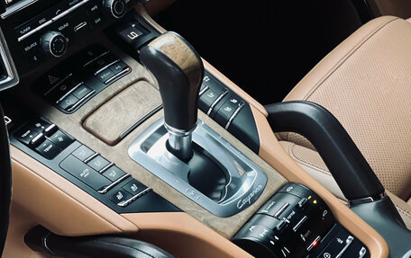 Porsche Cayenne III, 2011 год, 2 090 000 рублей, 24 фотография