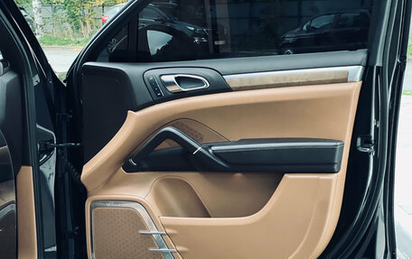 Porsche Cayenne III, 2011 год, 2 090 000 рублей, 32 фотография