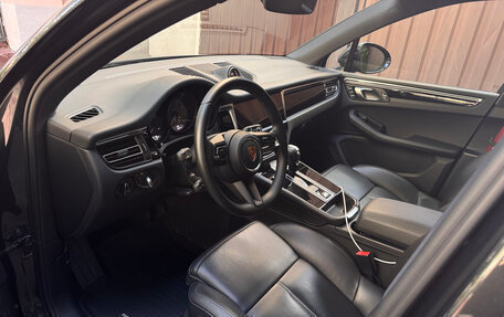 Porsche Macan I рестайлинг, 2022 год, 10 000 000 рублей, 9 фотография