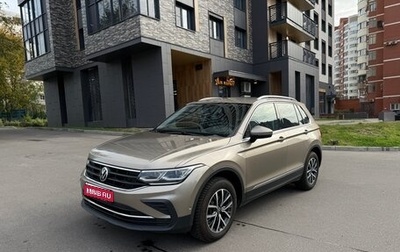 Volkswagen Tiguan II, 2021 год, 3 100 000 рублей, 1 фотография
