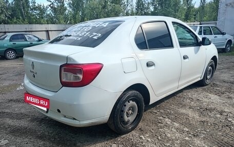 Renault Logan II, 2017 год, 350 000 рублей, 4 фотография