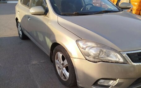KIA cee'd I рестайлинг, 2010 год, 700 000 рублей, 9 фотография