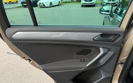 Volkswagen Tiguan II, 2021 год, 3 100 000 рублей, 21 фотография