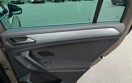 Volkswagen Tiguan II, 2021 год, 3 100 000 рублей, 25 фотография