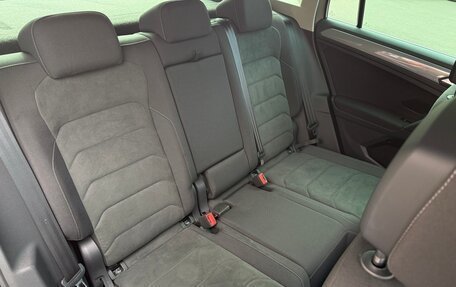 Volkswagen Tiguan II, 2021 год, 3 100 000 рублей, 27 фотография