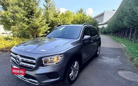 Mercedes-Benz GLB, 2022 год, 1 932 000 рублей, 3 фотография