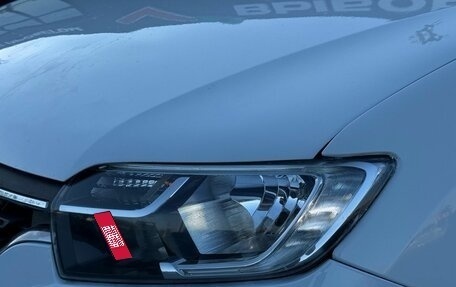 Renault Logan II, 2019 год, 680 000 рублей, 6 фотография