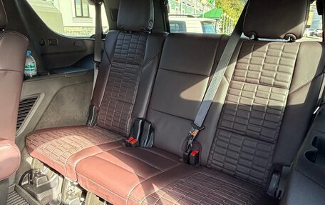 Cadillac Escalade V, 2024 год, 16 500 000 рублей, 15 фотография