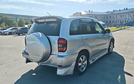 Toyota RAV4, 2000 год, 650 000 рублей, 5 фотография