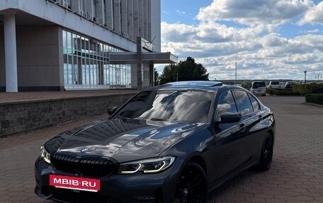 BMW 3 серия, 2019 год, 3 600 000 рублей, 2 фотография