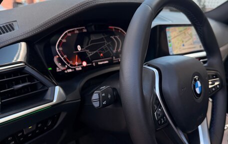 BMW 3 серия, 2019 год, 3 600 000 рублей, 14 фотография