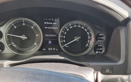 Toyota Land Cruiser 200, 2016 год, 6 100 000 рублей, 5 фотография