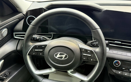Hyundai Elantra, 2024 год, 2 270 000 рублей, 23 фотография