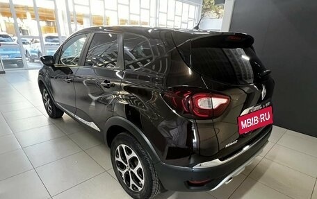 Renault Kaptur I рестайлинг, 2018 год, 1 540 000 рублей, 4 фотография