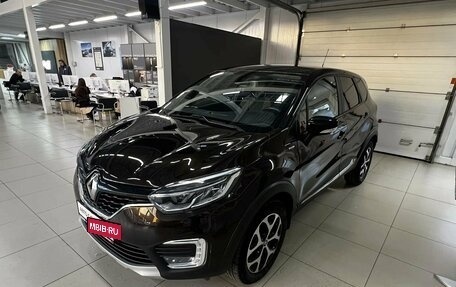 Renault Kaptur I рестайлинг, 2018 год, 1 540 000 рублей, 3 фотография