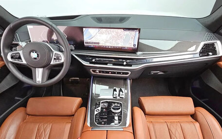 BMW X7, 2025 год, 14 100 000 рублей, 10 фотография