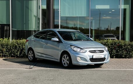 Hyundai Solaris II рестайлинг, 2011 год, 650 000 рублей, 5 фотография
