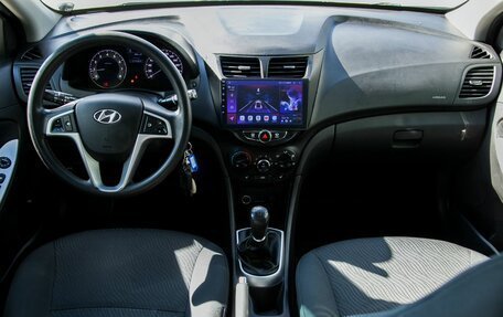Hyundai Solaris II рестайлинг, 2011 год, 650 000 рублей, 15 фотография