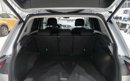 Volkswagen Tiguan II, 2018 год, 2 250 000 рублей, 14 фотография