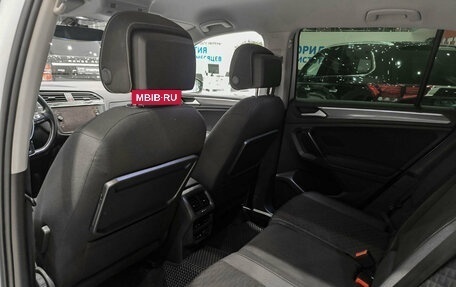 Volkswagen Tiguan II, 2018 год, 2 250 000 рублей, 16 фотография