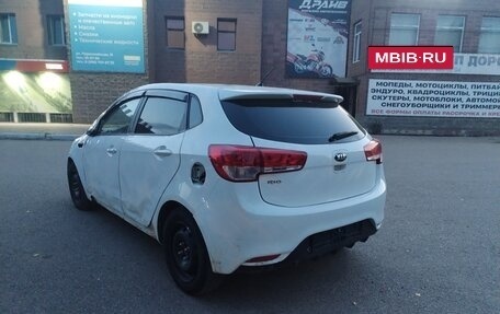 KIA Rio III рестайлинг, 2016 год, 380 000 рублей, 4 фотография