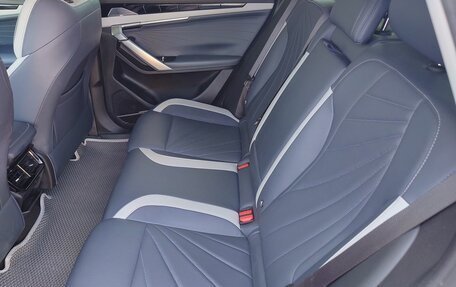 Geely Atlas, 2024 год, 2 340 000 рублей, 12 фотография