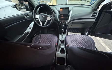 Hyundai Solaris II рестайлинг, 2011 год, 780 000 рублей, 7 фотография