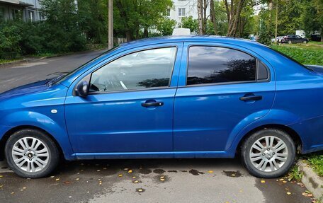 Chevrolet Aveo III, 2010 год, 330 000 рублей, 2 фотография