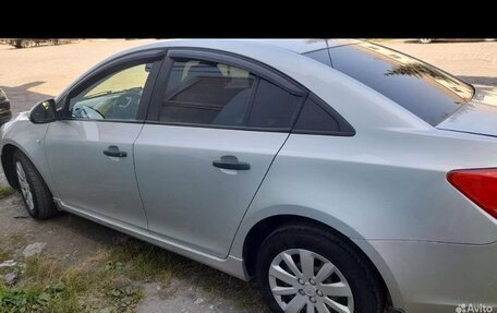 Chevrolet Cruze II, 2011 год, 530 000 рублей, 4 фотография