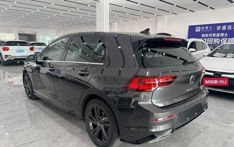 Volkswagen Golf VIII, 2022 год, 1 620 000 рублей, 5 фотография