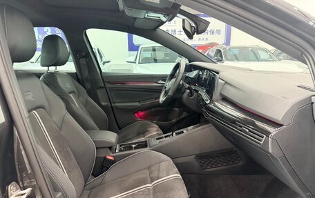 Volkswagen Golf VIII, 2022 год, 1 620 000 рублей, 15 фотография