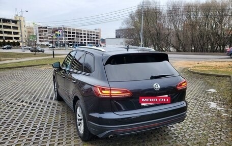 Volkswagen Touareg III, 2019 год, 4 200 000 рублей, 4 фотография