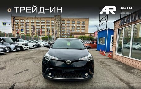 Toyota C-HR I рестайлинг, 2017 год, 1 749 000 рублей, 3 фотография