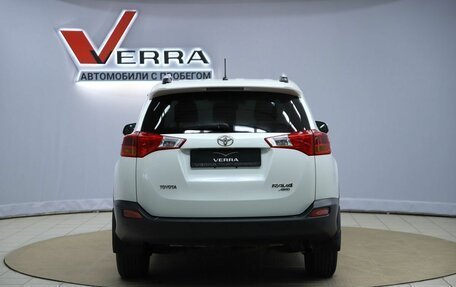 Toyota RAV4, 2013 год, 1 890 000 рублей, 6 фотография