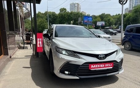 Toyota Camry, 2021 год, 3 100 000 рублей, 5 фотография