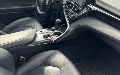 Toyota Camry, 2021 год, 3 100 000 рублей, 13 фотография