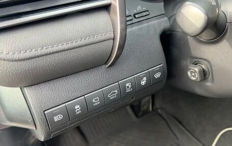 Toyota Camry, 2021 год, 3 100 000 рублей, 11 фотография