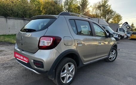 Renault Sandero II рестайлинг, 2015 год, 755 000 рублей, 3 фотография