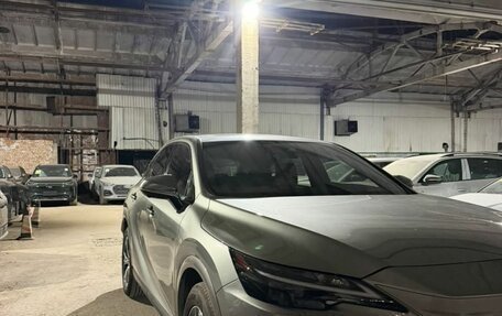 Lexus RX IV рестайлинг, 2025 год, 6 800 000 рублей, 6 фотография