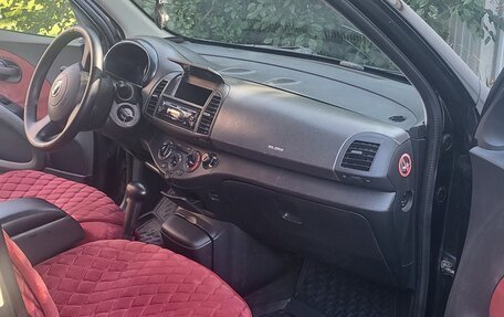 Nissan Micra III, 2006 год, 300 000 рублей, 6 фотография